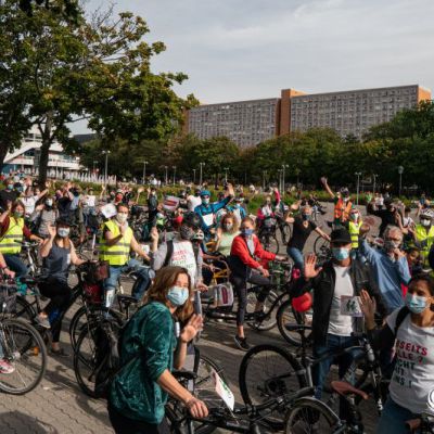 Wir sind viele, wir sind laut